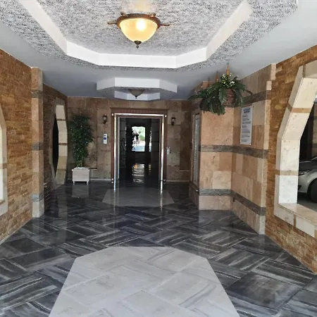 Sueper Lueks Daire Apartment
