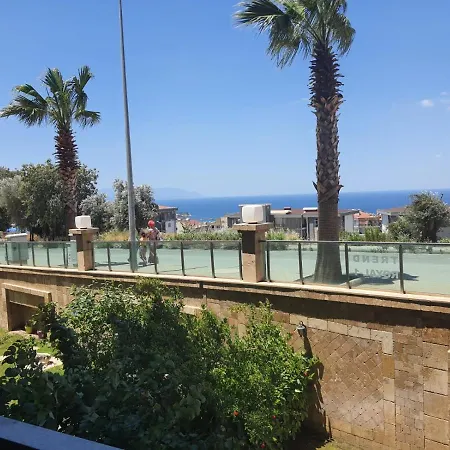 Sueper Lueks Daire Kuşadası